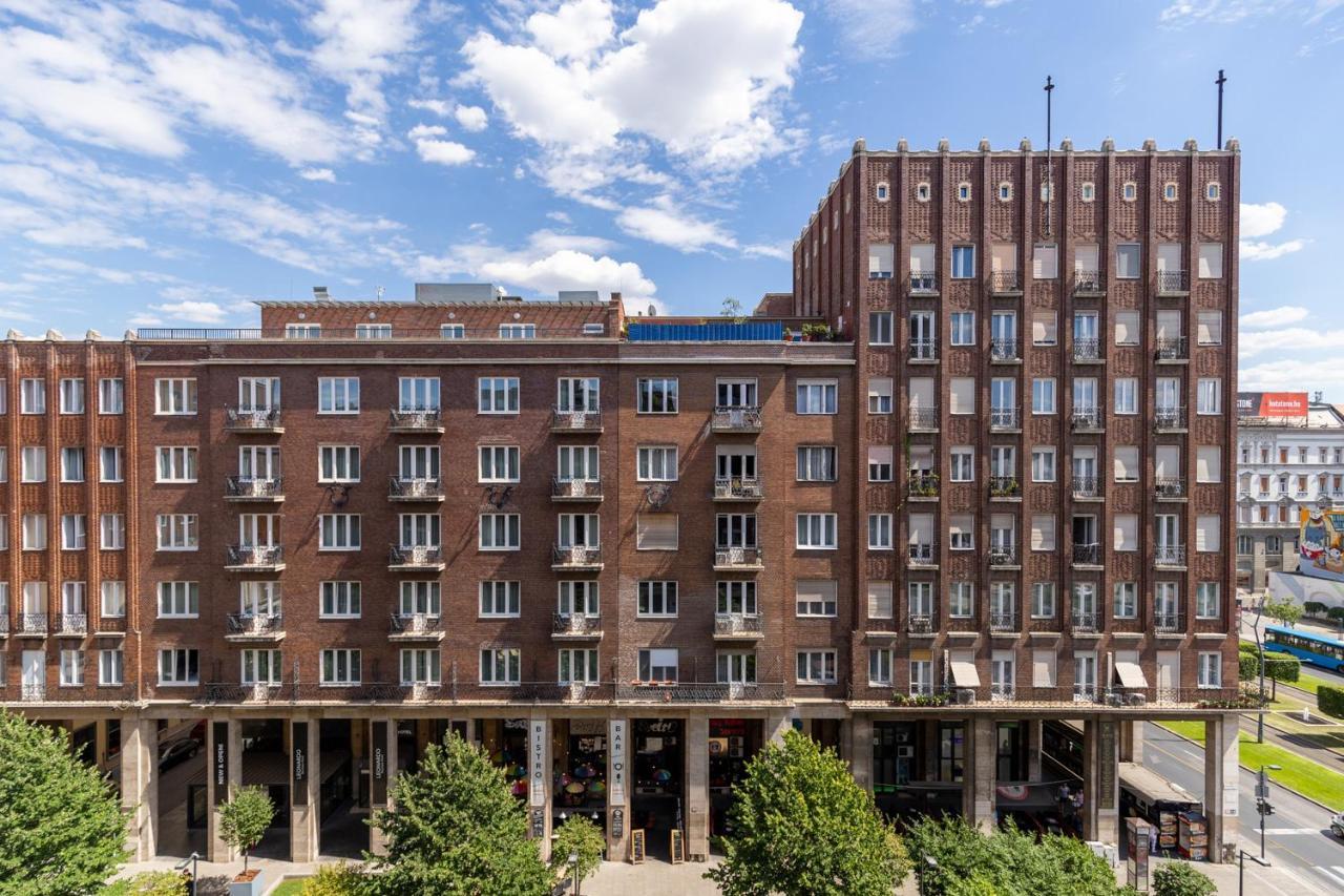The Palm Springs Apartment Budapest Exterior photo